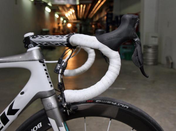 aschleck_madone_bar_bend_600.jpg