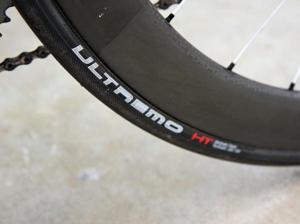 aschleck_madone_tire_600.jpg